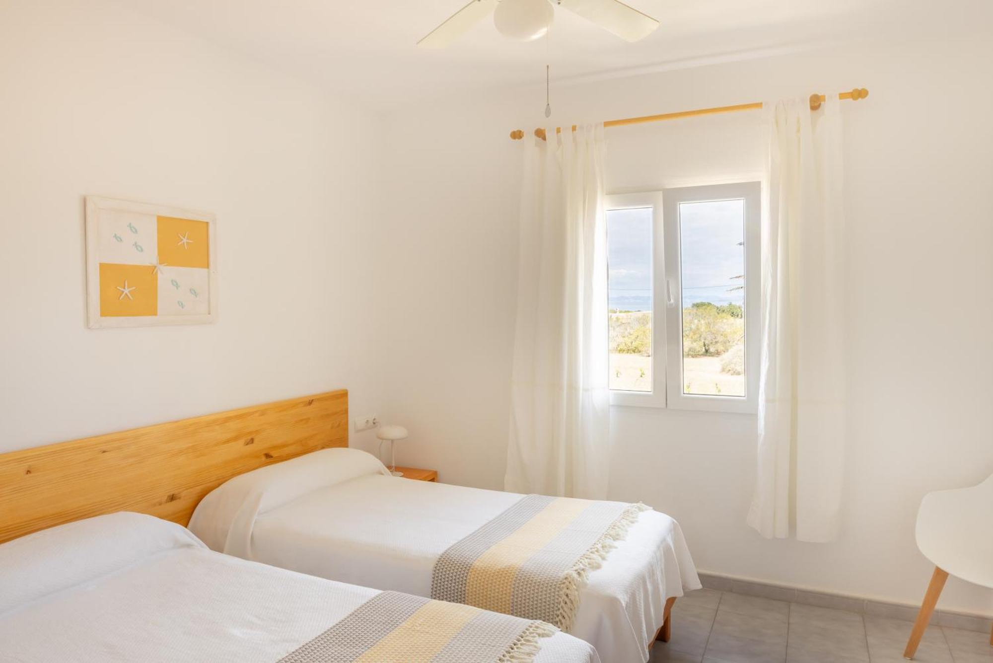 Apartamentos Verde Mar Es Pujols Exterior photo